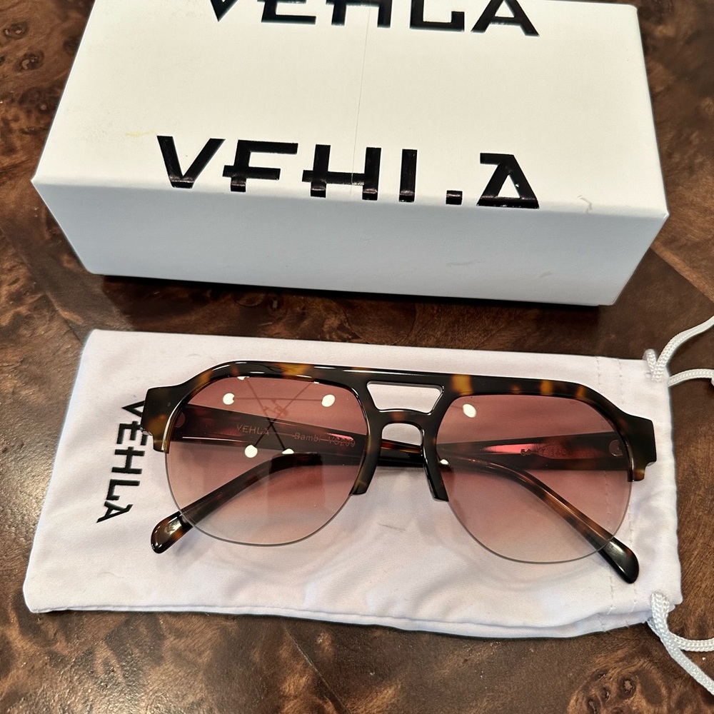VEHLA Tortoise and Pink Sunglasses